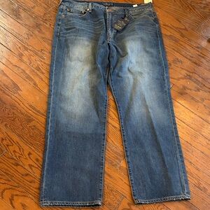 Lucky Brand Men's Relaxed Straight Jeans in Medium Blue Wash